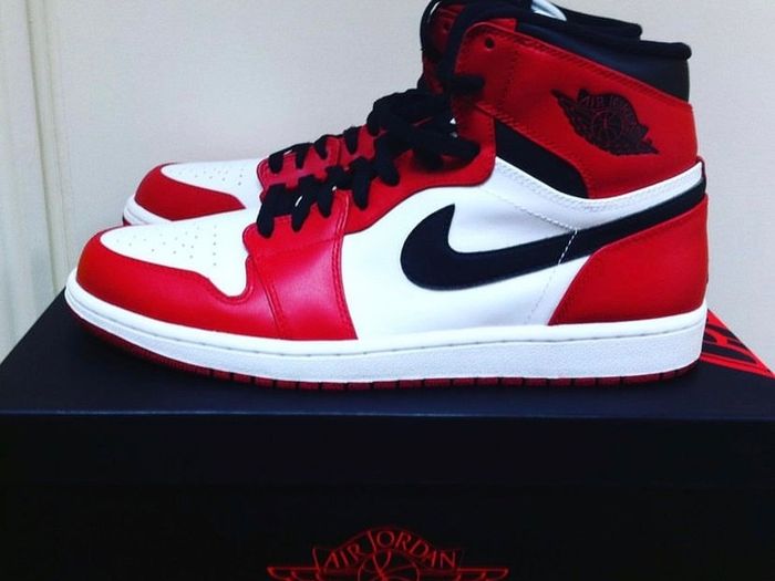 Nike Air Jordan 1 Retro Hi Chicago (2013) Uk 11/ Us 12 Deadstock
