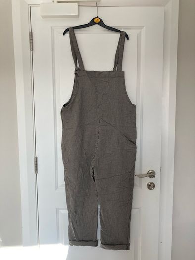 Pitagora limited edition houndstooth unisex dungarees.