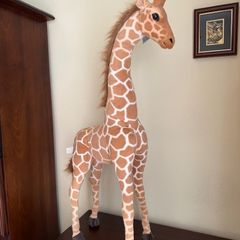 Novelty Giraffe