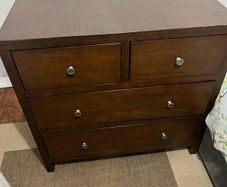 Chest of drawers