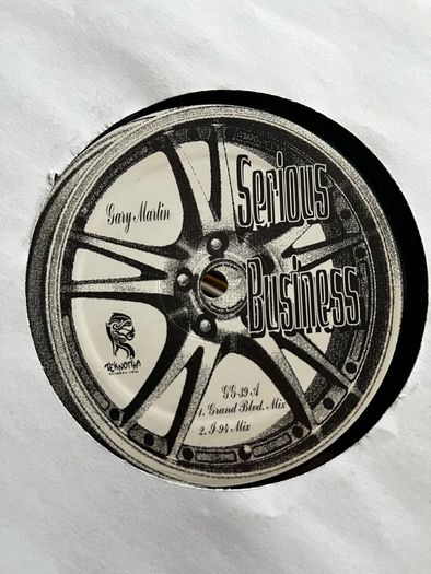 10e each Techno 12" vinyl