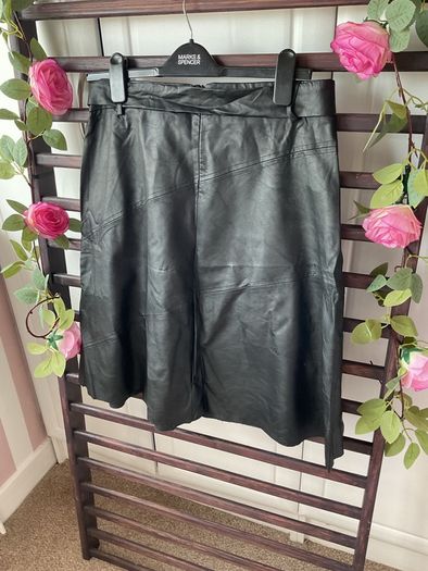 skirt Bnwt Aline black leather look skirt Relish brand eu 46 16/18