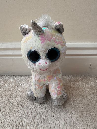 TY Flippables Diamond the Unicorn approx. 6 Used Please see photos