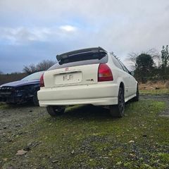 Civic ek9 shell/ ek4 shell with weld in cage