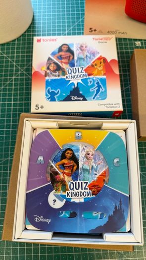 Toniebox 2 Full Play Set Red Lion King, New but Opened