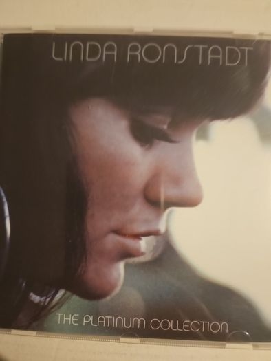Linda Ronstadt Collection - Hasten Down The Wind /Silk Purse / The PlatinumCollection. .