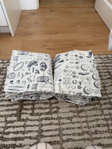 2 x set of bed sheets single