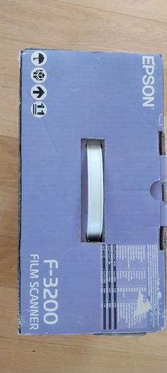 Epson F-3200 film scanner 2005