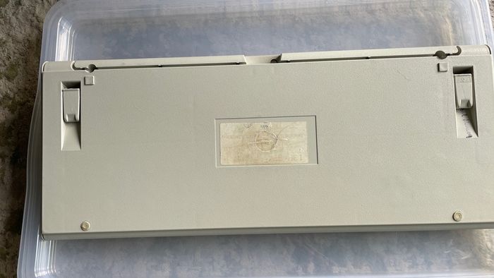 Clean IBM Model M retro keyboard all keys and working