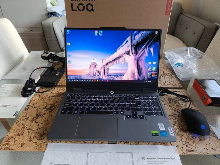 Gaming Laptop Lenovo Loq i5 12450hx 8/12 RTX4050 6gb 105w 16gb Ddr5 512GB Nvme 15.6" 144hz 1080p 300nits 100% sRGB Win11 Warranty Receipt