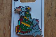 Christmas pin Disney Dumbo