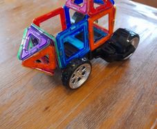 magnetic play