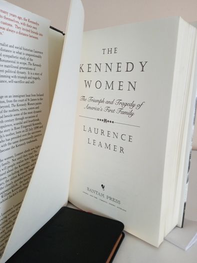 The Kennedy Women: The Triumph and Tragedy of America's First Family by Laurence Leamer (RB186)