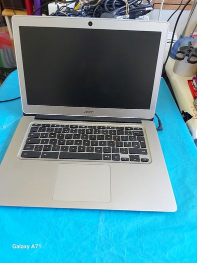 ACER ChromeBook, Silver, 16GB, in excellent condition