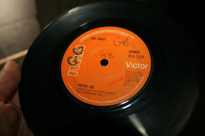 Single Vinyl's  85 pieces
