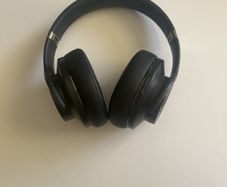 Wireless Doquas headphones