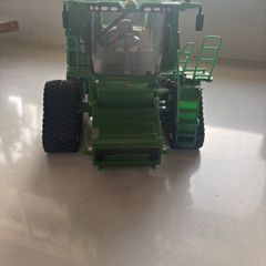 John Deere combine