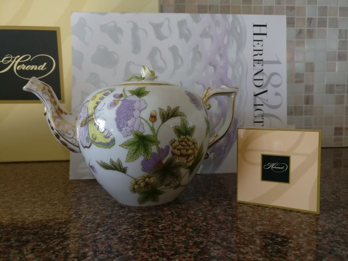 Herend Porcelain Royal Garden Evict Couples Tea Set (Tea for 2)