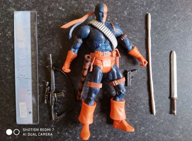 Deathstroke - DC Universe Action figure