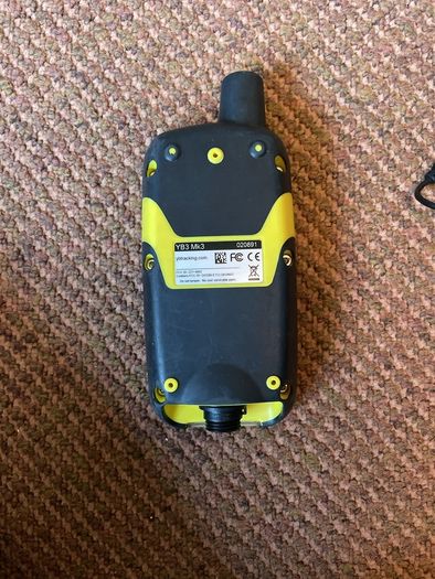 YB3 handheld tracker