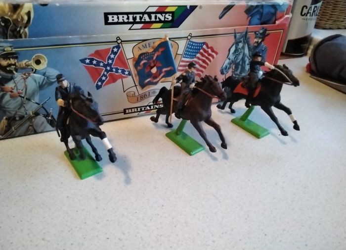 soldiers