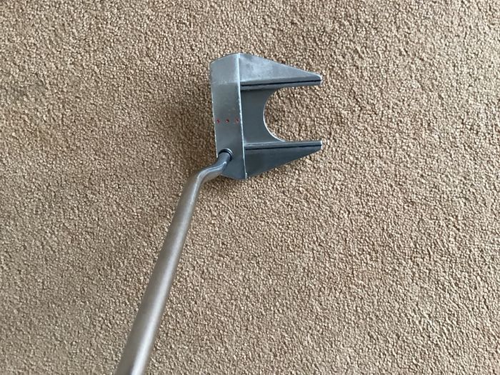 Golf putter