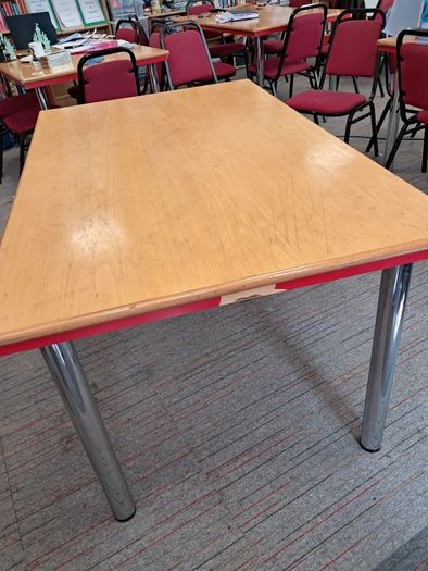 Art tables
