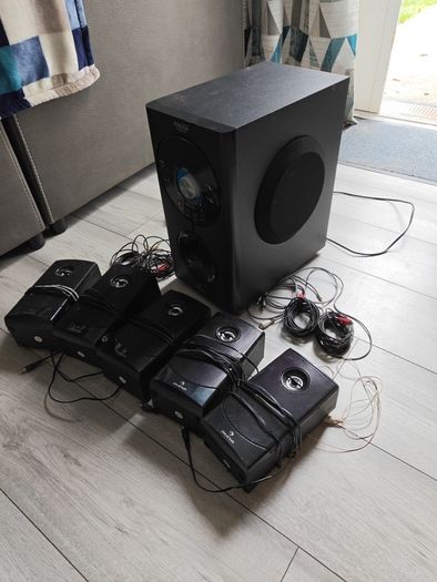 Auna speaker
