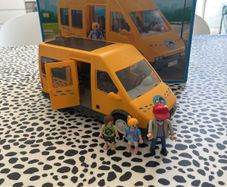 Playmobil city life school bus