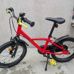 Decathlon Btwin Discover 500 16 inch kids bicycle - Red