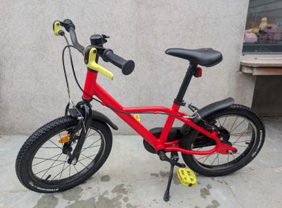 Decathlon Btwin Discover 500 16 inch kids bicycle - Red
