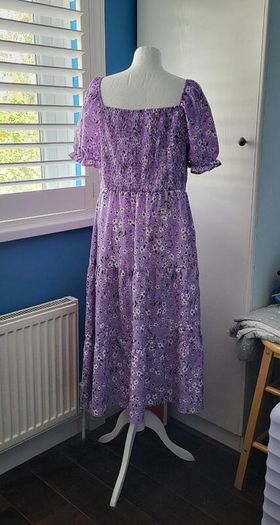 Purple floral summer dress, Size XXL / UK18, Brand new