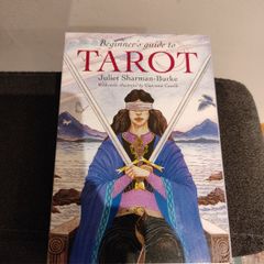 Beginners guide book to tarot reading and cards