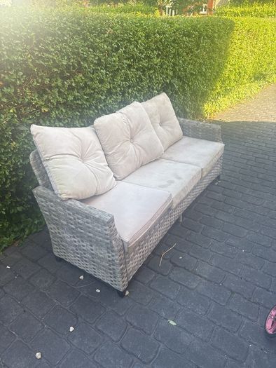 garden chairs