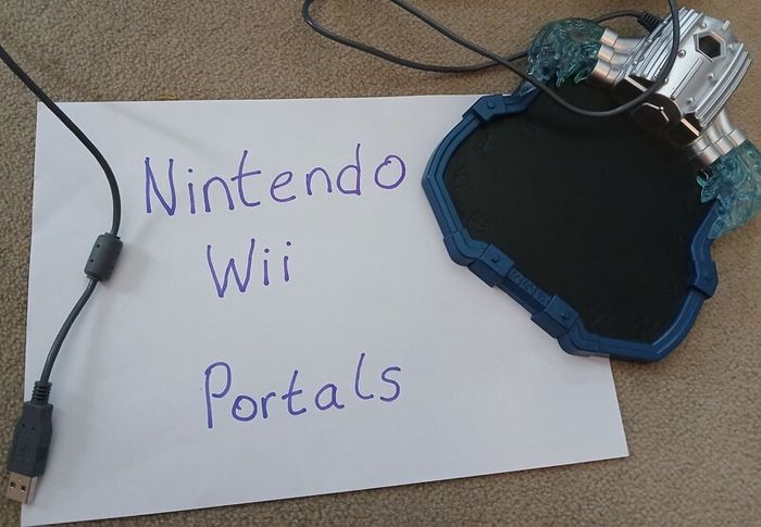 Skylanders figures & Superchargers portal of power