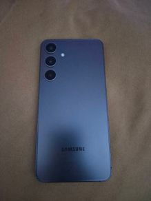 samsung s24+ near perfect condition, unlocked