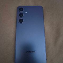 samsung s24+ near perfect condition
