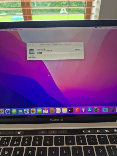Macbook