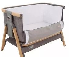 Tutti Cozee Lite co sleeper Crib