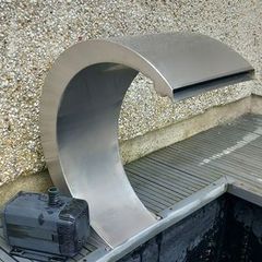 Water feature + pump