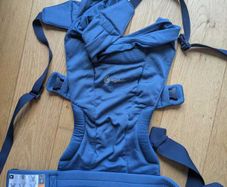 Ergobaby baby carrier
