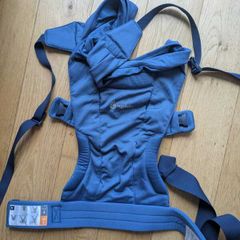 Ergobaby baby carrier