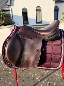 16.5 inch Pessoa Show jumping Saddle
