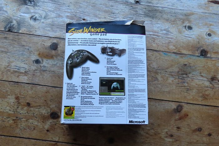 Retro vintage PC Microsoft Microsoft SideWinder game pad controller