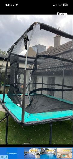 trampoline 10ft x 7.5ft