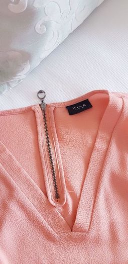 Vila Orange Top - Size small