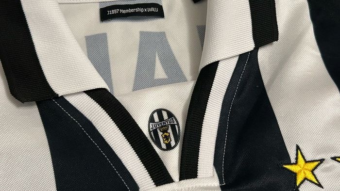 Gianluca Vialli Juventus tribute football jersey shirt 1995 1996 official retro