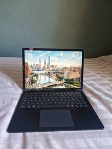 Surface 5 windows laptop 11pro