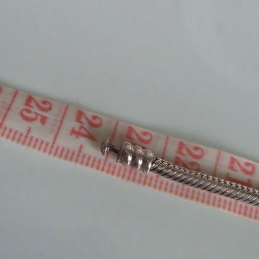 Pandora bracelet barrel clasp size 23cm very good condition fully hallmarked