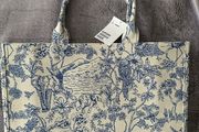 New With Tag Shopper/ Beach Bag